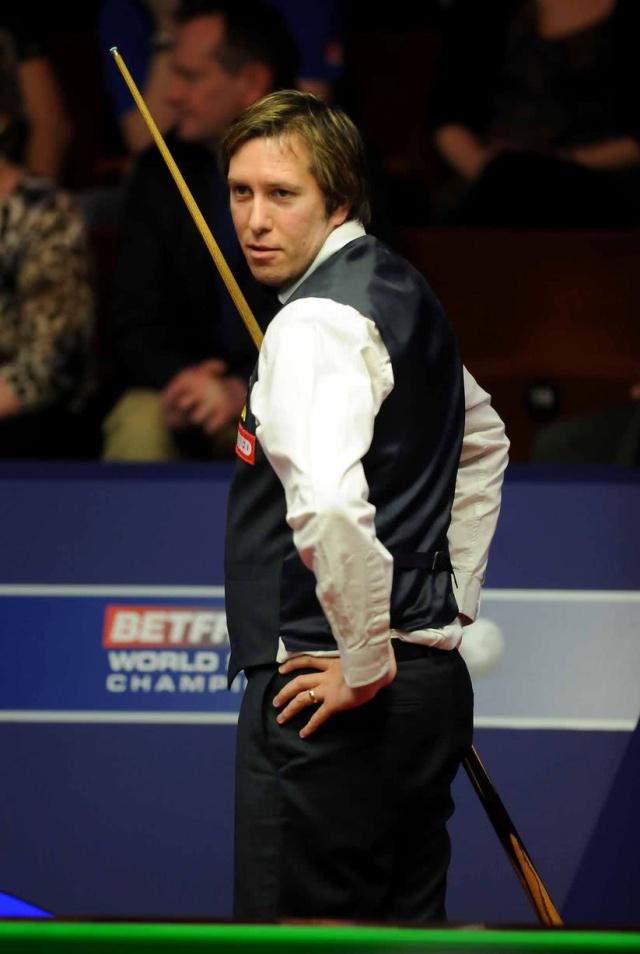 更加从容地 更加从容地