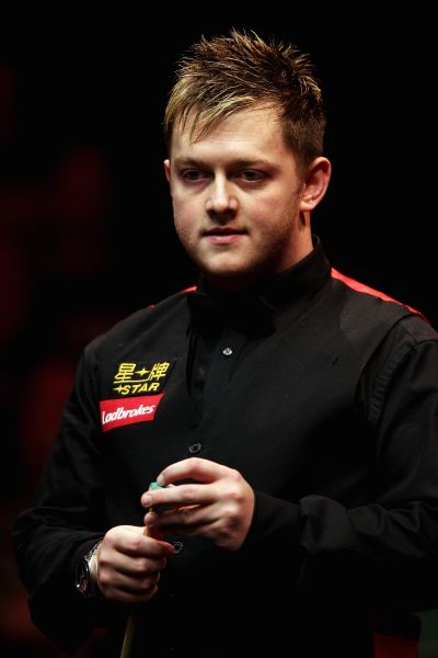 在中前场 在中前场